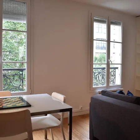1 Bedroom In Montmartre Appartamento *
